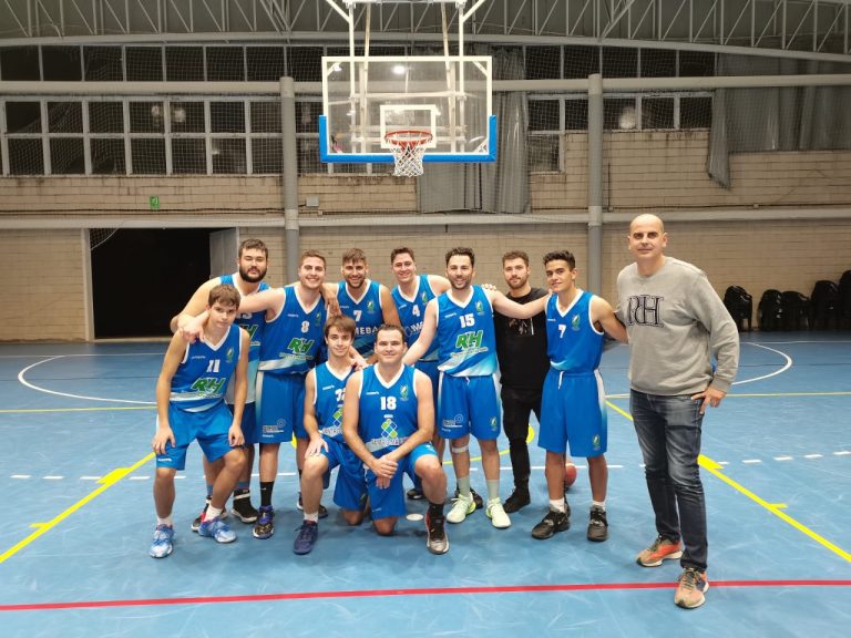 Primera victoria de la temporada del A.D Baloncesto Hellín
