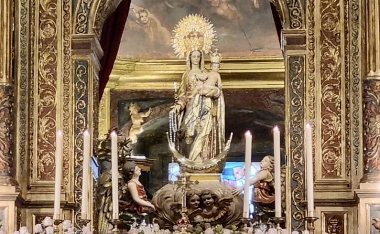 Actos en honor de la Virgen del Rosario