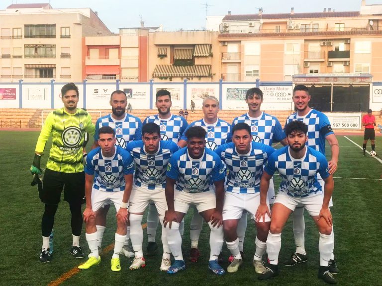 El Hellín se dejó empatar en Santa Ana en el descuento