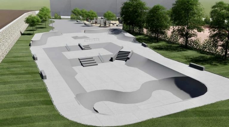 En cuatro meses la Piscina de La Rivera se convertirá en un centro deportivo