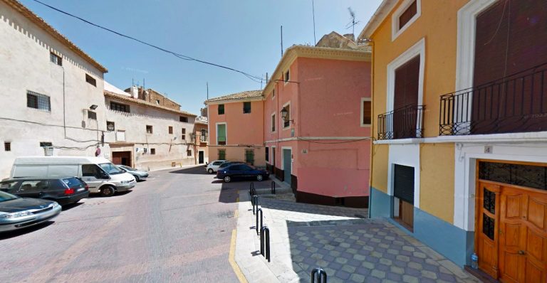 Dos hombres heridos por arma blanca en la Plaza de las Monjas
