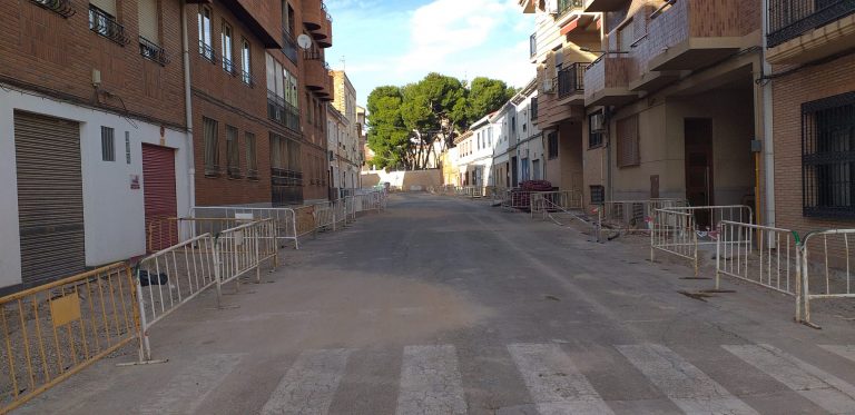 Quejas por las obras de la calle El Mono