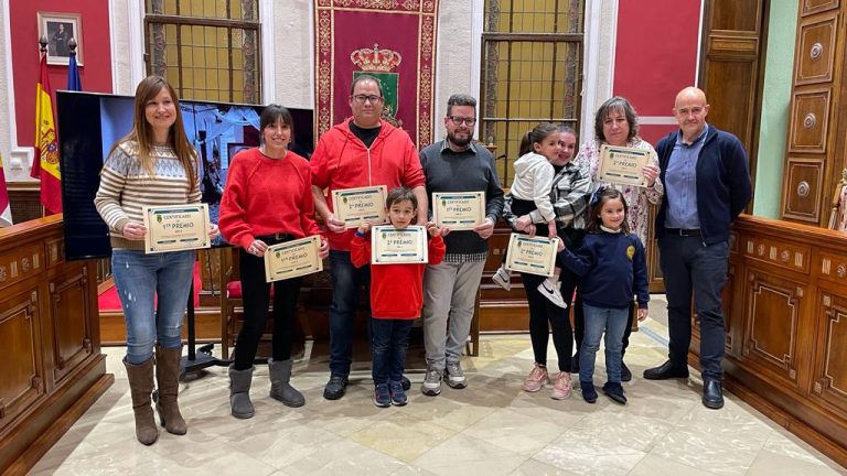 Entrega de los premios del concurso de Fotografía “Hellín en Navidad”