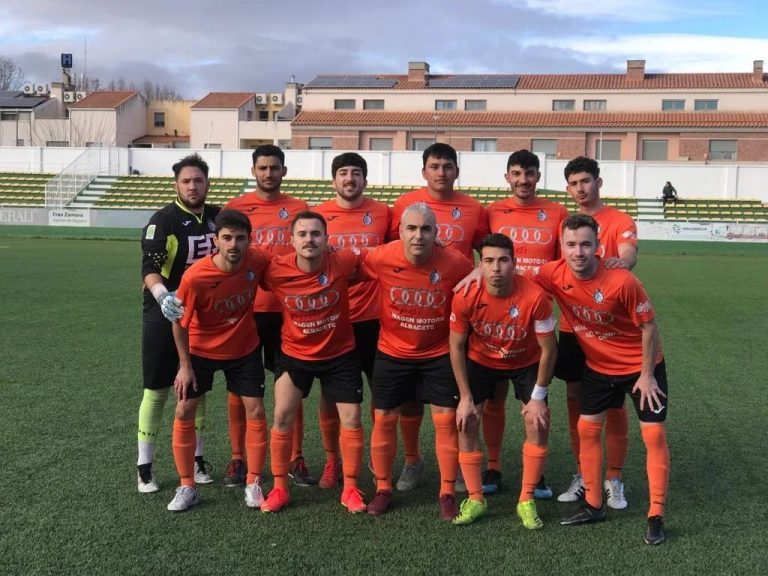 Paso atrás del Hellín CF en su proyecto de ascender