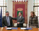 El Gobierno regional y el Ayuntamiento de Hellín rubrican un protocolo para la terminación del Teatro Auditorio y la Escuela Municipal de Música