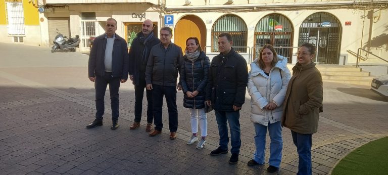 La vicepresidenta regional del PP, Carmen Navarro, llega a Hellín para realizar una visita al Centro de Acogida de la ONG ACCEM