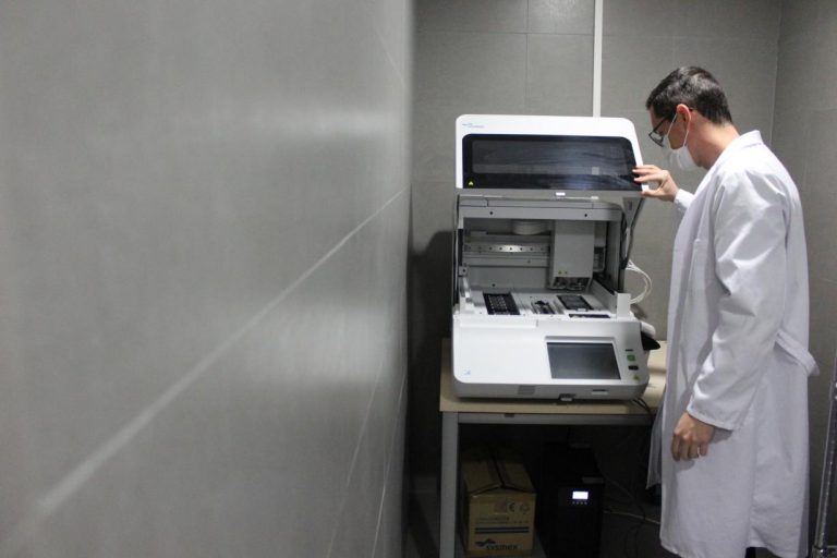 El Hospital de Hellín mejora la capacidad diagnóstica del Servicio de Anatomía Patológica