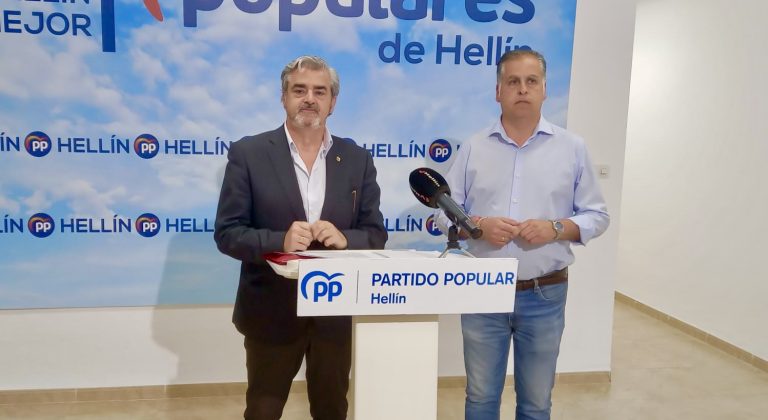 “Es razón de justicia que Hellín recupere el servicio ferroviario que le fue arrebatado”