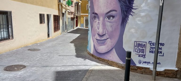 Inauguración del mural LGTBI, realizado por Juanga Cedos