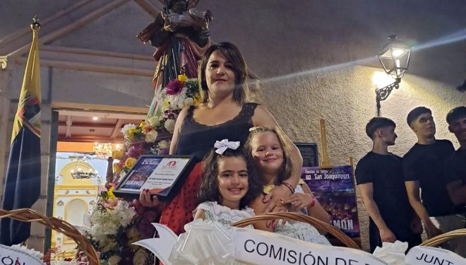 María Dolores Vizcaíno pregona desde el corazón las fiestas de Agramón