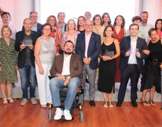 Las asociaciones de Parkinson de Albacete reconocen la labor de los neurólogos del Hospital de Hellín