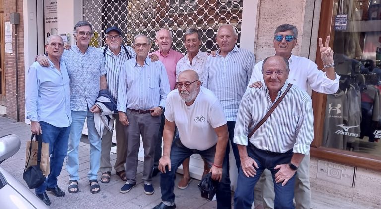 Reunión de” Viejas Glorias” del Hellín Deportivo