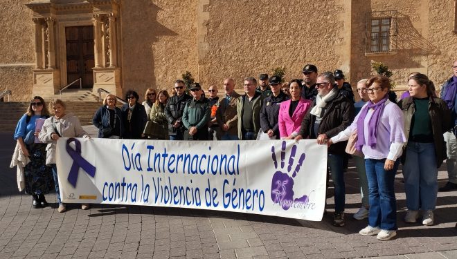 Lectura del Manifiesto del Concejo Municipal en el Día Internacional de la Eliminación de la Violencia contra la Mujer