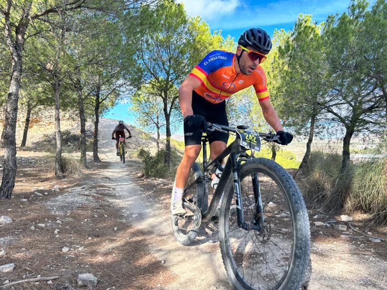 Alberto López regresa tras su lesión en la IX Carrera BTT de Férez