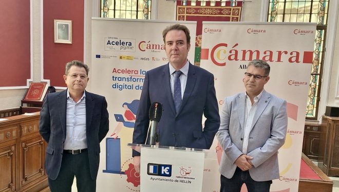La Cámara de Comercio de Albacete llevó a cabo su sesión Plenaria en Hellín