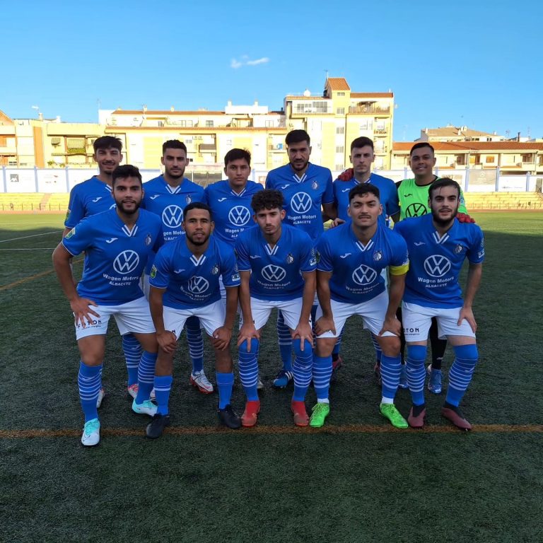 El Hellín CF asume el liderazgo en la Segunda Autonómica