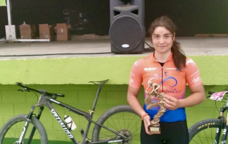 Lucía Navarro vence en la prueba BTT de Bonete