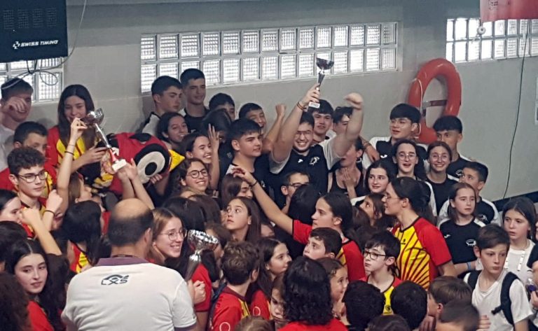 Gran papel del Club Natación Hellín en el Campeonato Provincial de Invierno