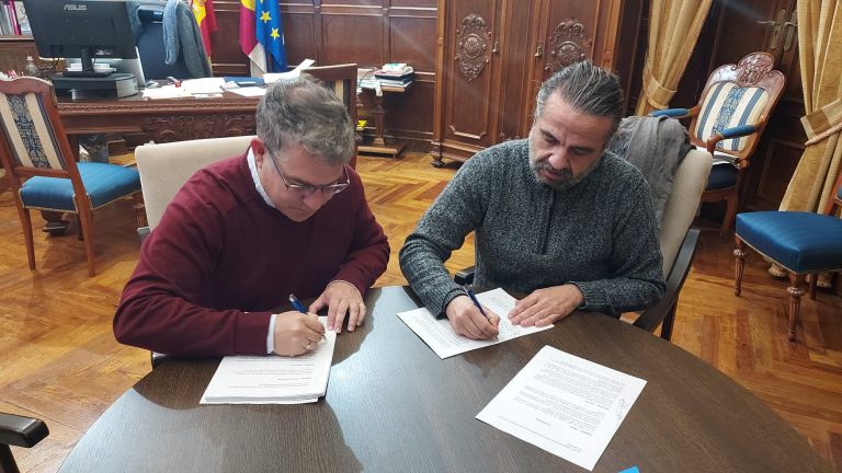 Una importante parte de la obra del pintor Reolid depositada en el MUSS