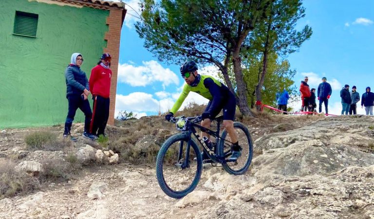 Más de 400 corredores se enfrentan XV Ruta BTT ‘Ramblas y Cerros’ de Tobarra en el XVII Circuito Provincial