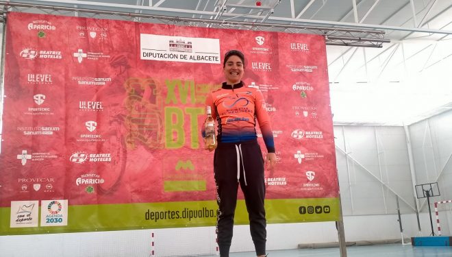 Lucía Navarro arrasa en la prueba BTT de Pozo Cañada, consolidando su dominio en el circuito