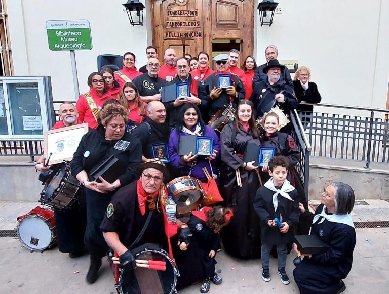 Los tambores de Hellín, protagonistas en el XV Día del Tambor de Moncada (Valencia)