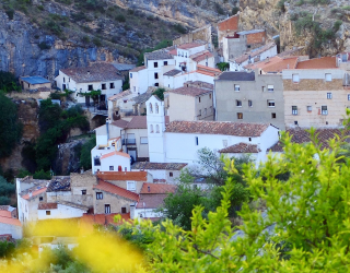 La Guardia Civil de Molinicos investiga una estafa de 6.000 euros a través de Internet