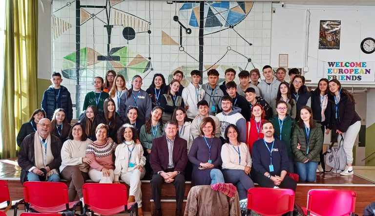 El IES Cristóbal Lozano de Hellín recibe a estudiantes y profesores de Grecia y Hungría