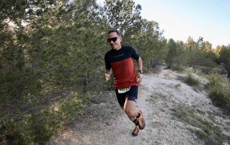 Francisco Tauste se alza con la victoria en el Trail de Valdeganga