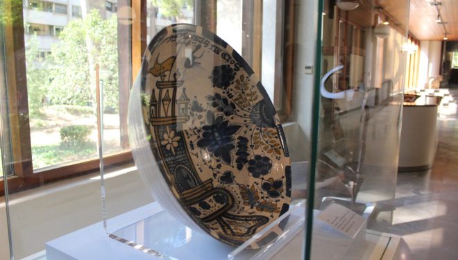 Una zafa de loza de Hellín enriquece la colección del Museo Provincial de Albacete