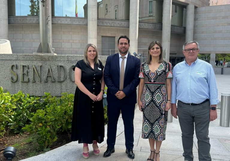 El Partido Popular convierte el Senado en escenario de un nuevo “paripé político” en torno al tren