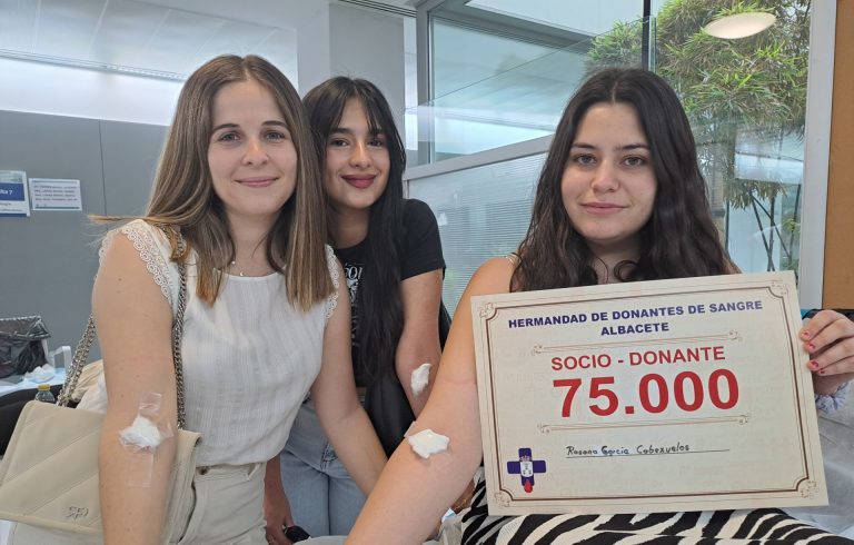 La Hermandad de Donantes de Sangre de Albacete alcanza su socio número 75.000 en Hellín