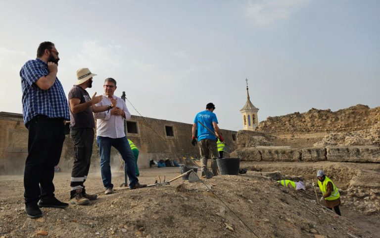 Comienza la tercera campaña de excavaciones arqueológicas en el Castillo de Hellín