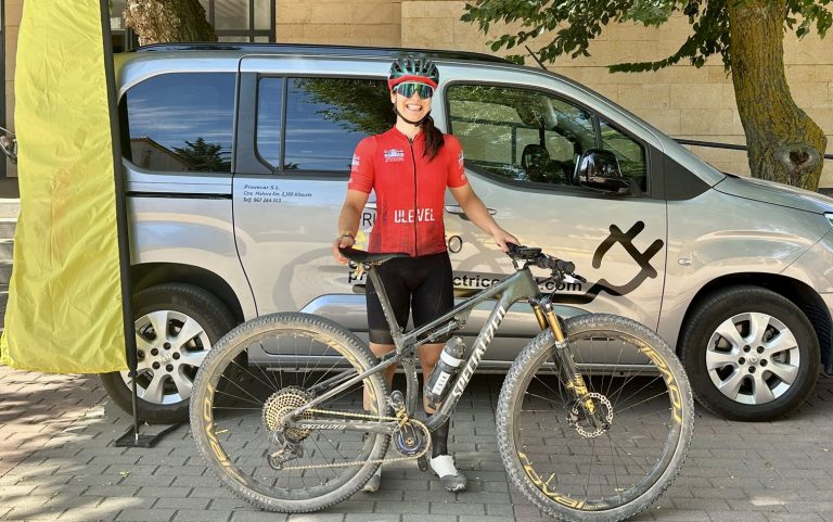 Lucía Navarro consigue una nueva victoria en la XIII BTT Laguna de Pétrola