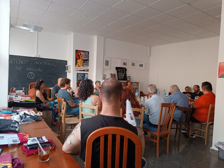 Inauguración del nuevo local de LA CNT-AIT y del Ateneo Libertario de Hellín