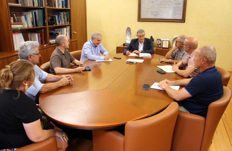 Reunión de la CHS con el alcalde de Albatana y el Delegado de Agricultura