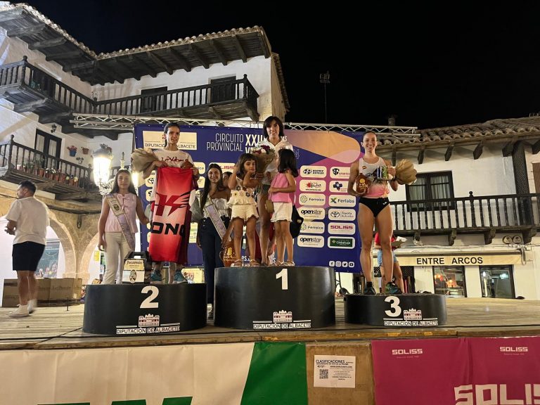 Jesús Ángel Rodríguez y Eva Valera se Imponen en ‘Los 10 Kilometrichos Nocturnos’ de Tarazona de La Mancha