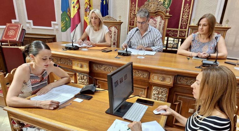 El Partido Popular y Vox aprueban dos expedientes de modificación de crédito