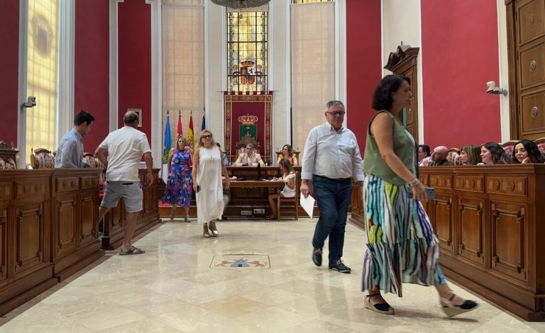El Grupo Municipal Socialista se retira de la votación sobre el cambio de nombre del Recinto Ferial de Hellín