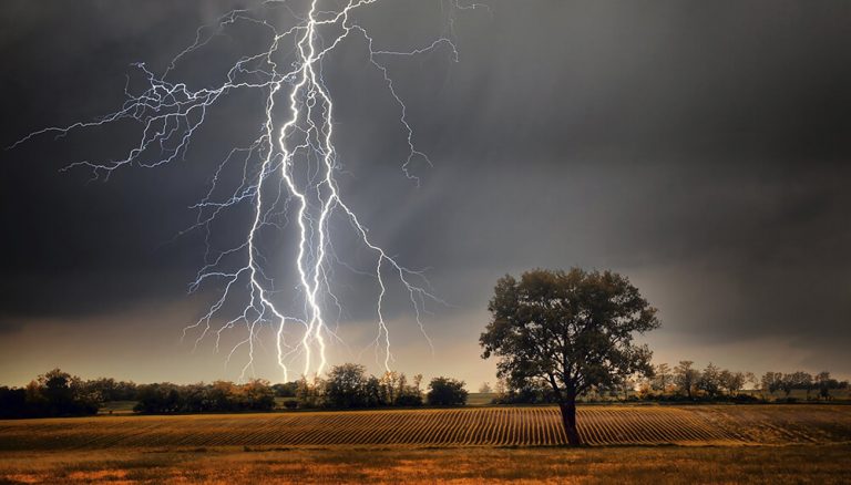 Tarde de tormentas en Hellín y comarca