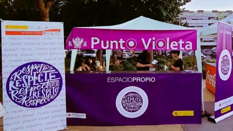 Hellín estrena Puntos Violetas itinerantes en su Feria 2024 para garantizar una fiesta segura