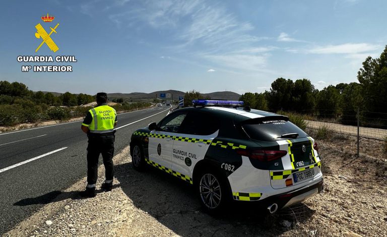 Un conductor borracho recorre 18 km en sentido contrario a la altura de Tobarra