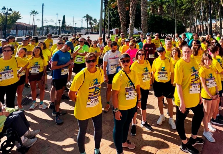 Más de 400 personas participaron en la carrera solidaria “Hellín no tiembla”