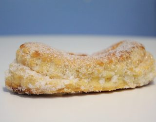 Vuelven los rollos de hojaldre en Sukkar, La Pastelería de Tobarra