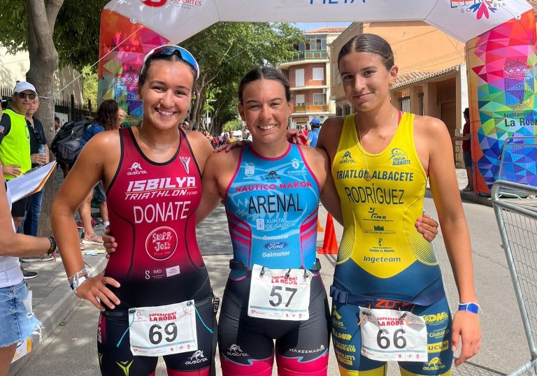 Hugo Bermejo e Iratxe Arenal triunfan en el II Triatlón Supersprint de La Roda
