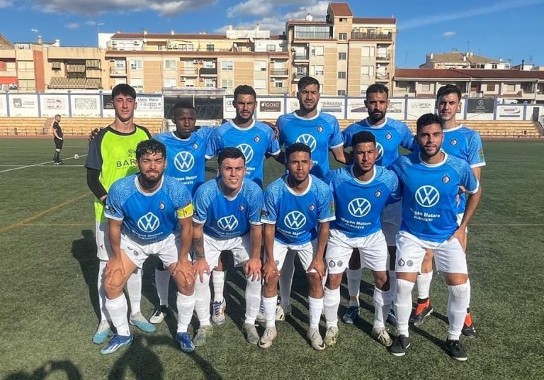 El Hellín CF quiere mantener vivo el sueño del ascenso este domingo ante el Imperial de Bonete