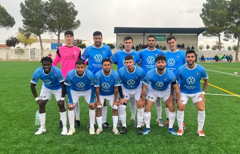 Derrota del Hellín C.F. en un reñido encuentro ante el C.D. Las Mesas Unión (2-1)