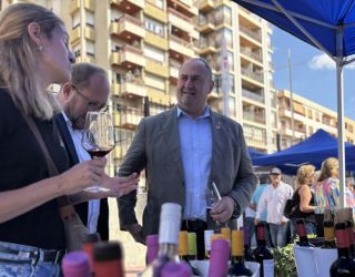 Martínez Lizán anuncia en Hellín una ayuda de 2 millones de euros a la calidad diferenciada que existe en la región