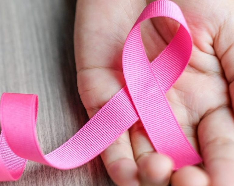 Las supervivientes de cáncer de mama temen más que un familiar padezca cáncer que su propia recaída