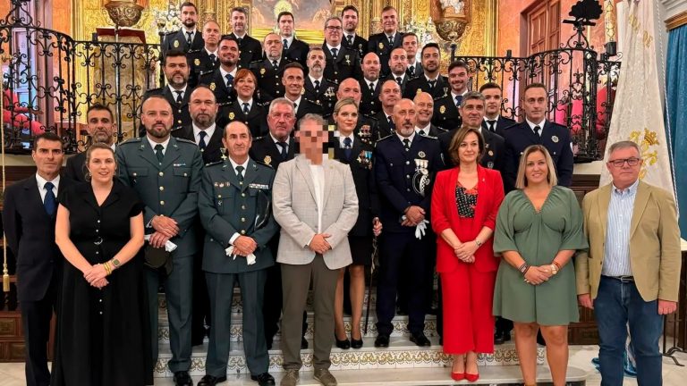 Guerra de píxeles en Hellín: ¿Por qué el PSOE pixeló al alcalde del PP?
